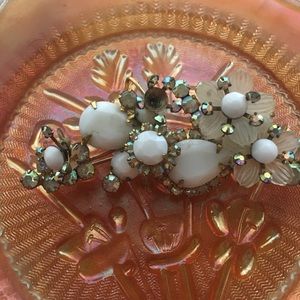 Vintage Brooch 1950s Elegant Sparkly Flower Pin